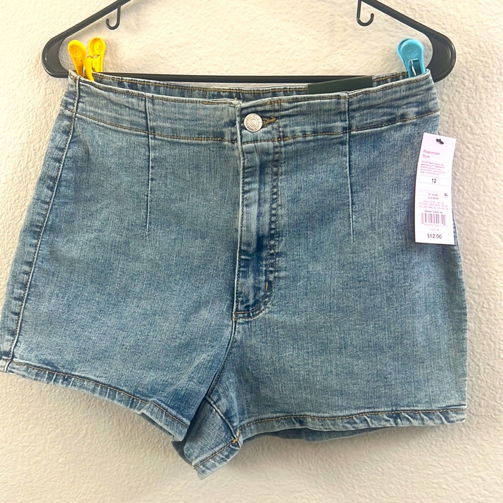 Summer shorts for woman! Teens! Size 12 wild fable brand! 31 inch waist!